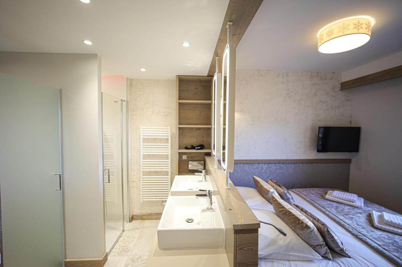 Residence L'Hevana - Appartements De Prestige Meribel Centre Exterior photo