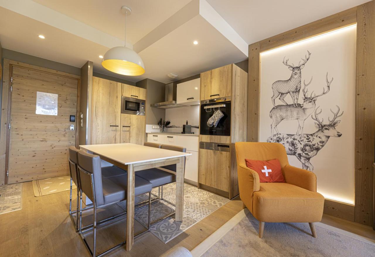 Residence L'Hevana - Appartements De Prestige Meribel Centre Exterior photo